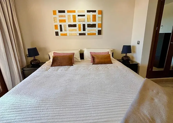 5 Stars Beachfront Paradise - Seaview, Always Heated Pool, Gym, Sauna! Estepona