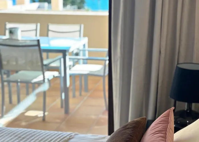 5 Stars Beachfront Paradise - Seaview, Always Heated Pool, Gym, Sauna! Апартаменти